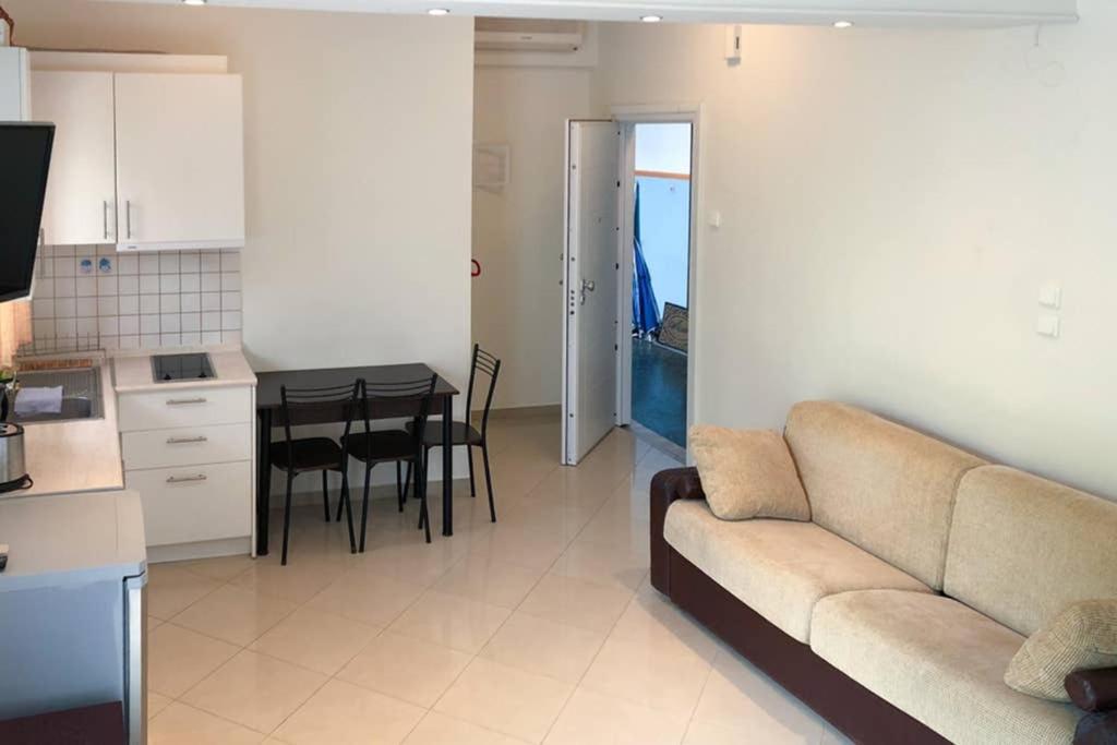 Cozy Studio Near The Beach 1Stfloor Nea Iraklitsa Ngoại thất bức ảnh
